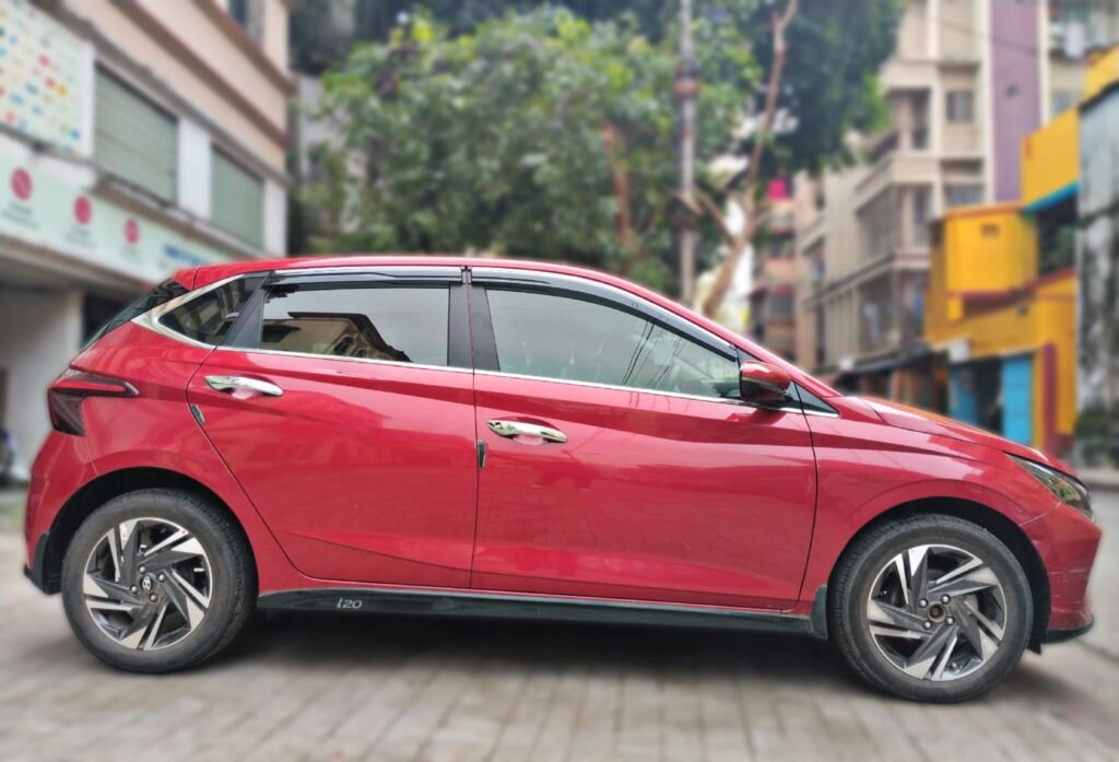 I20 Sports 2023 tax 2028 petrol for sale in Kolkata