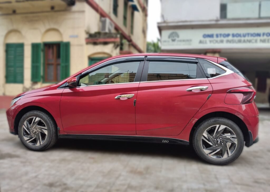 I20 Sports 2023 tax 2028 petrol for sale in Kolkata