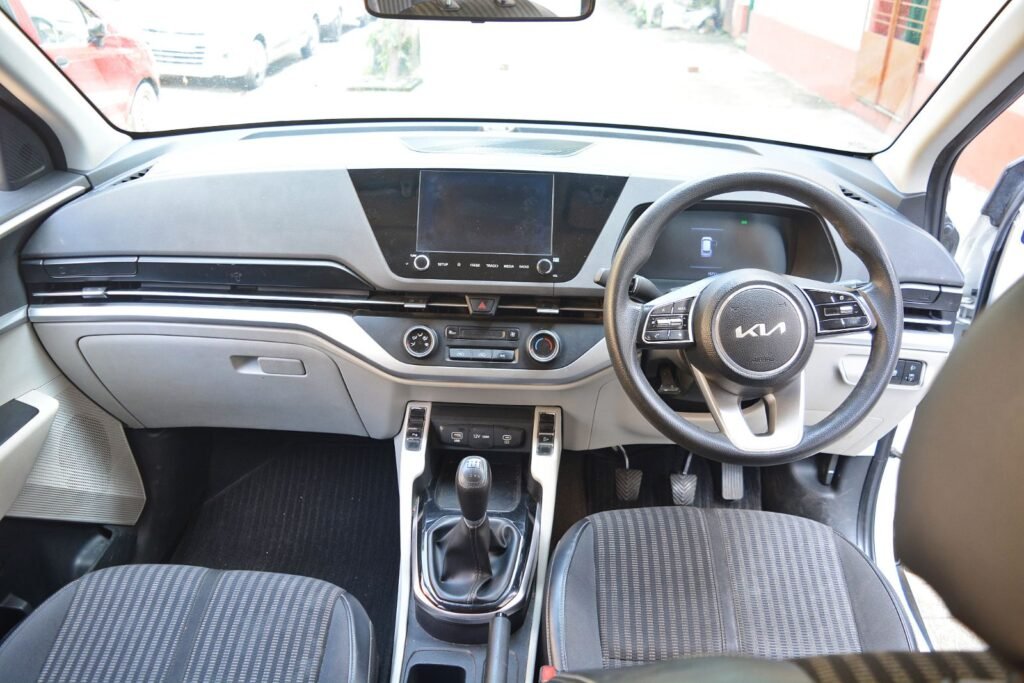 Kia carens prestige 2022 driven only 12000kms for sale in Kolkata